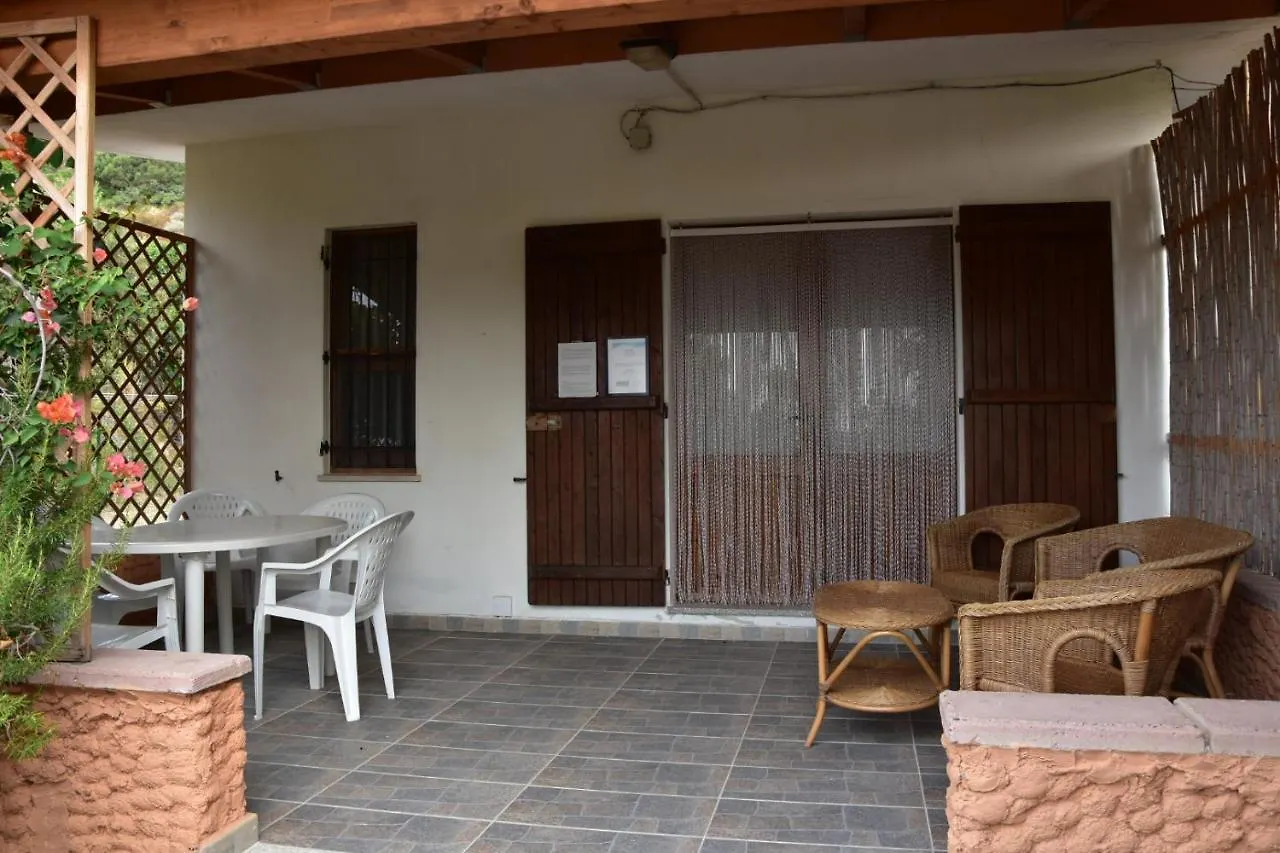 펜션 테르테니아 Casa Flora E Casa Aurora 빌라